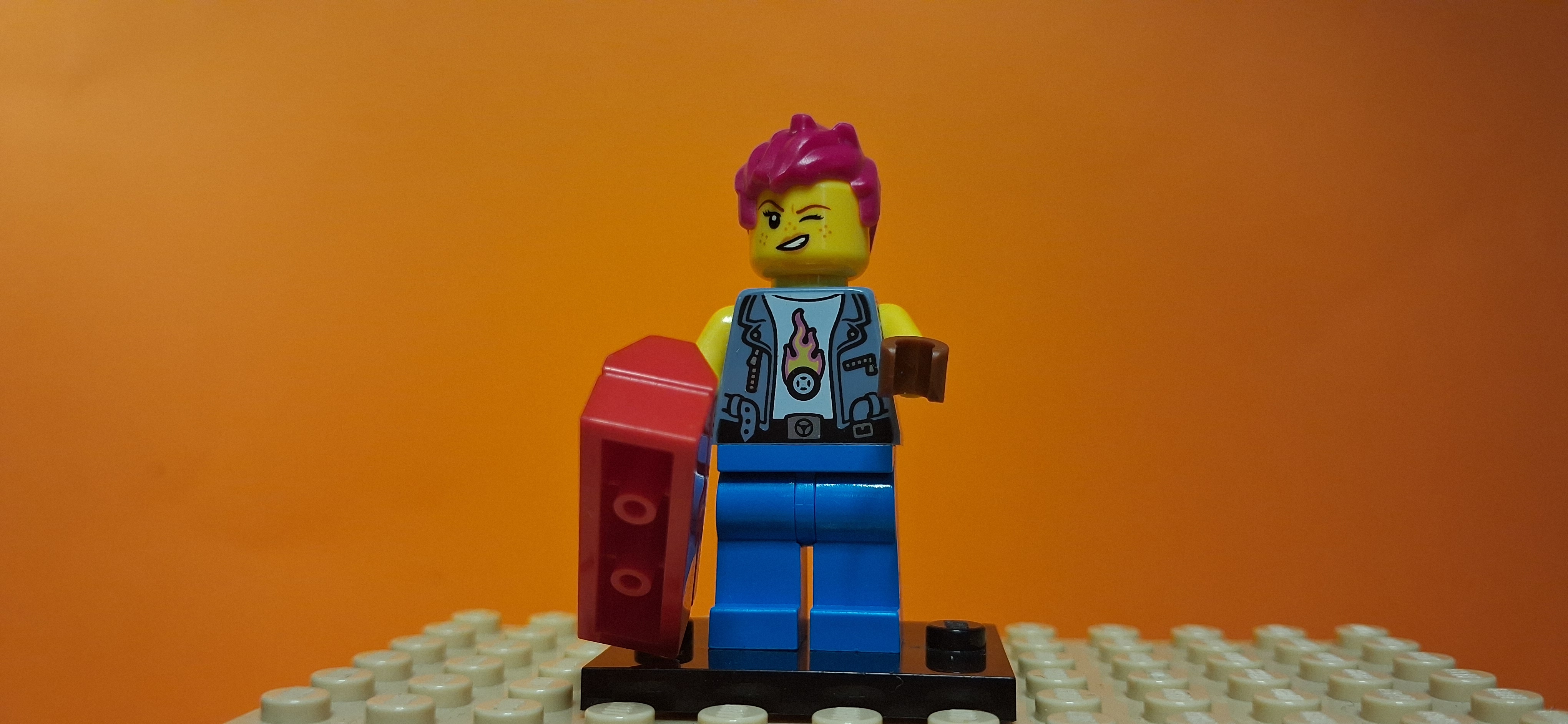 Minifig 101